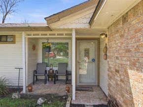 5803 Fence ROW, Austin TX 78744