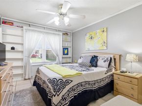 5803 Fence ROW, Austin TX 78744