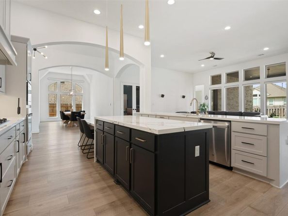912 Rabbit Brush RD, Leander TX 78641