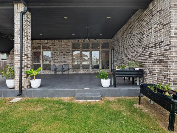 912 Rabbit Brush RD, Leander TX 78641