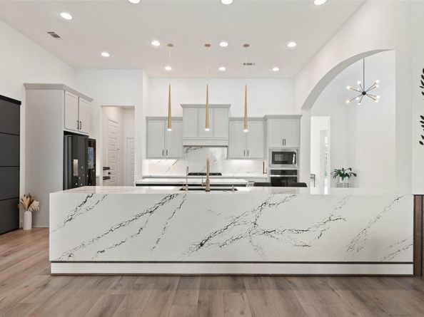 912 Rabbit Brush RD, Leander TX 78641