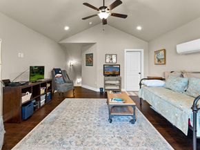 204 S Venture BLVD, Point Venture TX 78645