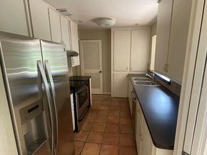 1707 Spyglass DR 60, Austin TX 78746