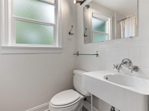 1410 Sanchez ST, Austin TX 78702