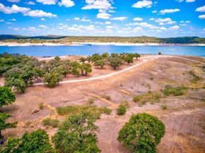 115 Comanche PT, Point Venture TX 78645