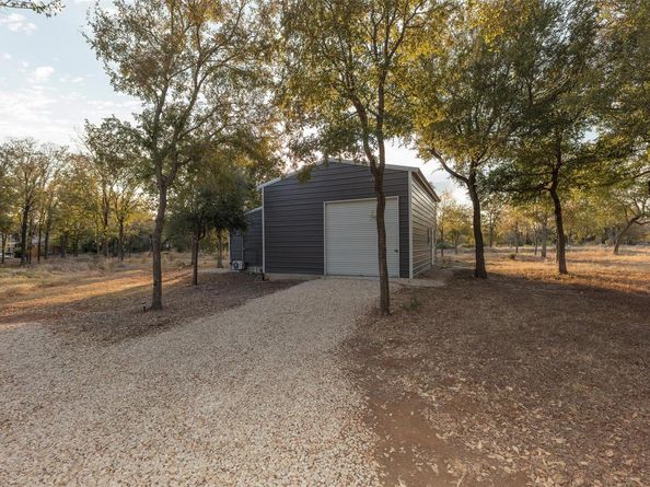 4217 Kellywood DR, Austin TX 78739