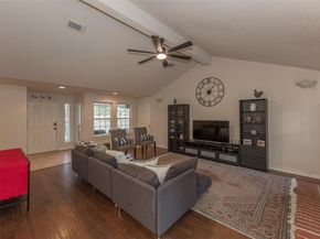 4217 Kellywood DR, Austin TX 78739