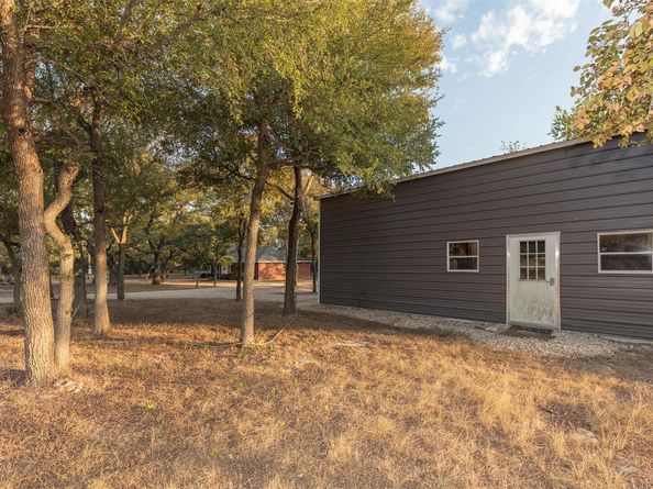 4217 Kellywood DR, Austin TX 78739