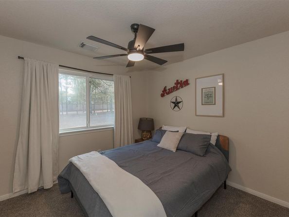 4217 Kellywood DR, Austin TX 78739