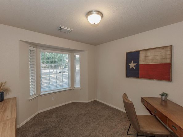 4217 Kellywood DR, Austin TX 78739