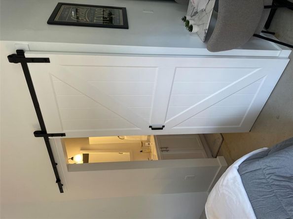 4217 Kellywood DR, Austin TX 78739