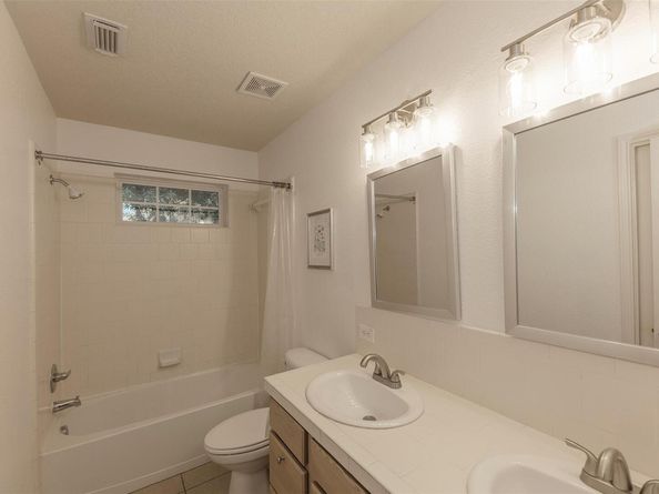 4217 Kellywood DR, Austin TX 78739