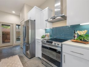 2512 E 2nd ST, Austin TX 78702