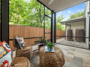 2512 E 2nd ST, Austin TX 78702