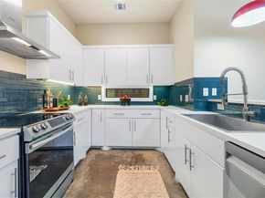 2512 E 2nd ST, Austin TX 78702