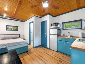 2512 E 2nd ST, Austin TX 78702