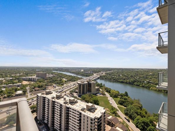 44 East Ave 2509, Austin TX 78701