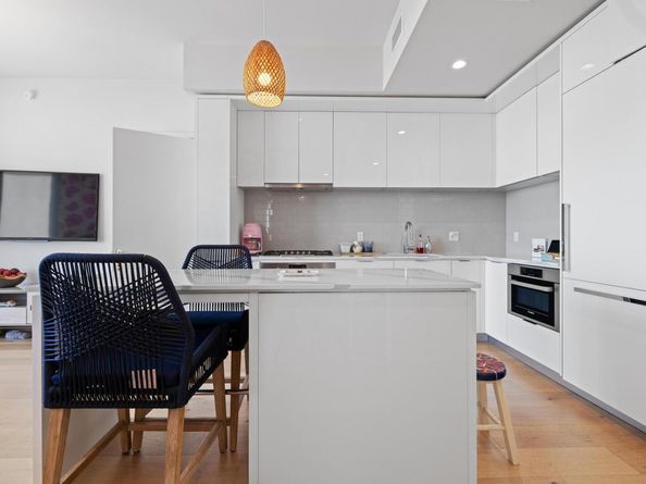 44 East Ave 2509, Austin TX 78701