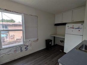 1206 E 52nd ST 205, Austin TX 78723