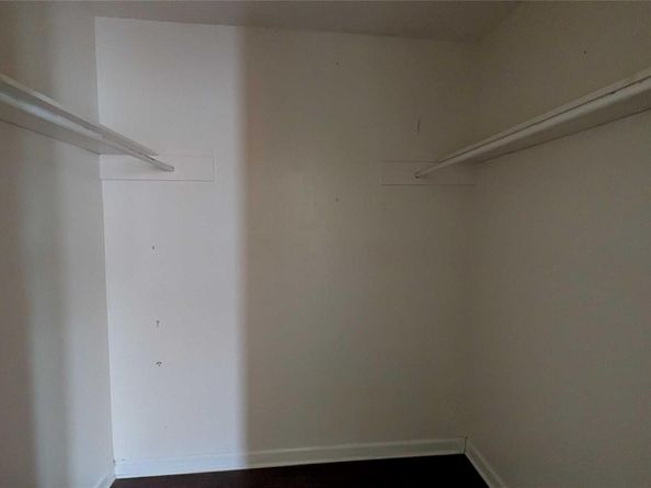1206 E 52nd ST 205, Austin TX 78723