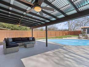 900 Red Cliff DR, Austin TX 78758