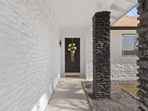 900 Red Cliff DR, Austin TX 78758