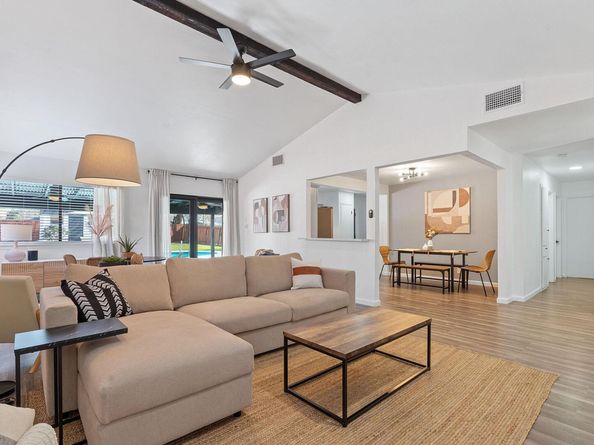 900 Red Cliff DR, Austin TX 78758