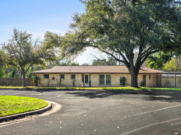 901 Berrywood DR, Austin TX 78753