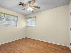 901 Berrywood DR, Austin TX 78753