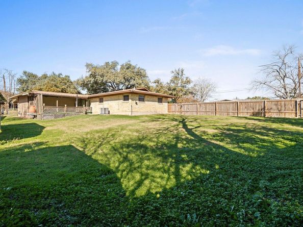 901 Berrywood DR, Austin TX 78753