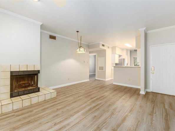 2450 Wickersham LN 1001, Austin TX 78741