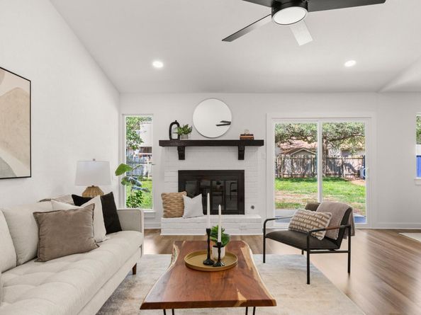 11704 Santa Cruz DR, Austin TX 78759