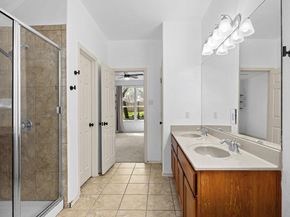 2652 Ravenwood DR, Round Rock TX 78665