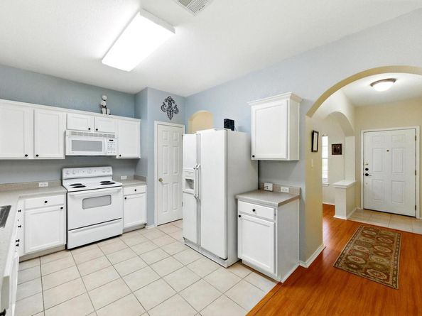 9403 Brandts Wood ST, Austin TX 78744