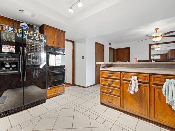 1303 Creekview DR, Round Rock TX 78681