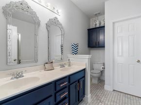 9201 Brodie LN 2303, Austin TX 78748