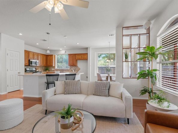 102 Pimlico CV, Georgetown TX 78626