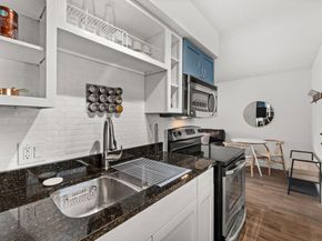 2020 S Congress Ave 1108, Austin TX 78704