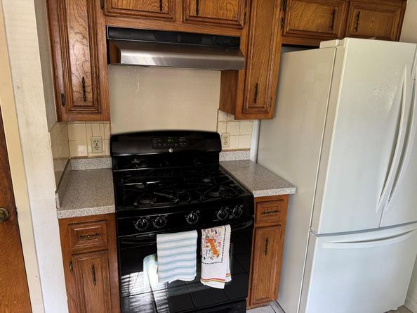 11202 Balcones Woods CV, Austin TX 78759