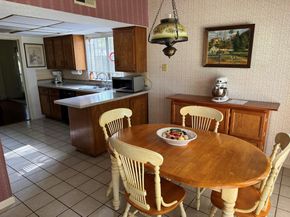 11202 Balcones Woods CV, Austin TX 78759