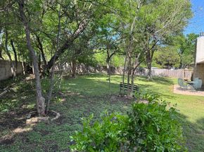 11202 Balcones Woods CV, Austin TX 78759