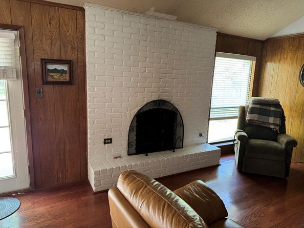 11202 Balcones Woods CV, Austin TX 78759
