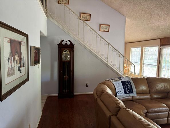 11202 Balcones Woods CV, Austin TX 78759
