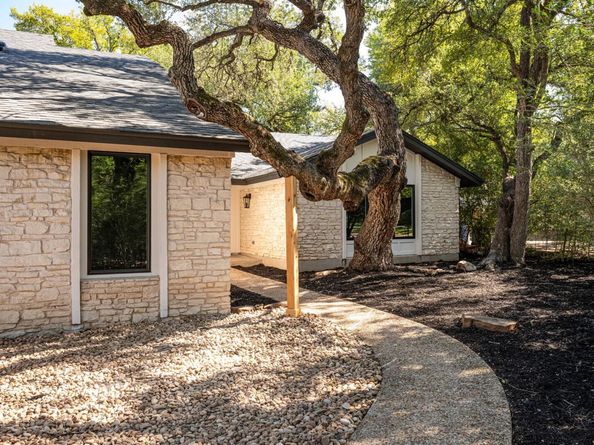 10907 Spicewood PKWY, Austin TX 78750