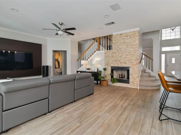 3836 NE Newland CT, Round Rock TX 78681