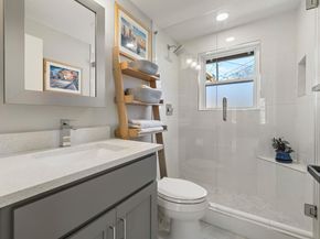 8001 Camden DR, Austin TX 78757