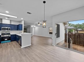 8943 W Hove LOOP, Austin TX 78749