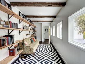 1700 S 6th ST, Austin TX 78704