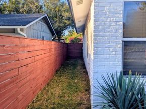 2317 Rockridge DR, Austin TX 78744