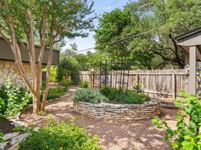 10505 Ronwood DR, Austin TX 78750